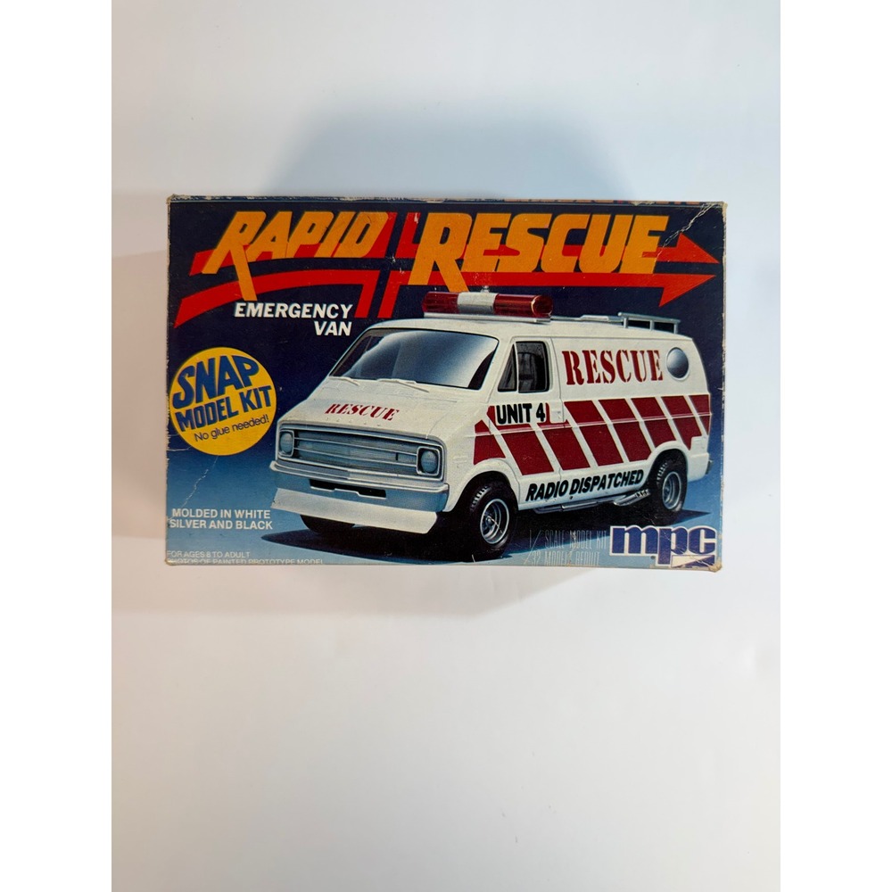 Vintage 1981 MPC Rapid Rescue Emergency Van 1/32 Snap Model Kit 78-3221-250
